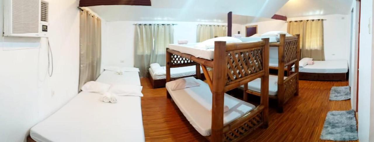 Siargao Tropic Hostel Хенерал Луна Екстериор снимка